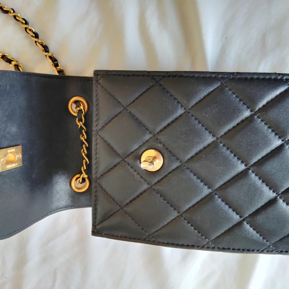 CHANEL Black Quilted Leather Phone Holster